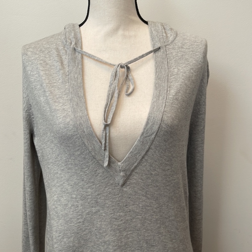 Banana Republic Long Sleeve Hooded Lounge Top NWT - Picture 2 of 16